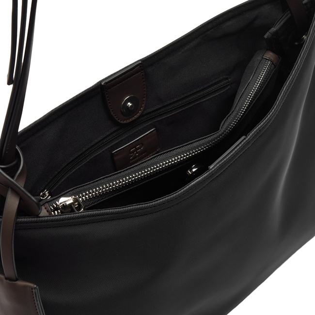 Фото ракурс 4 - Жіноча чорна сумка Parfois артикул 242364 _BK FW2025