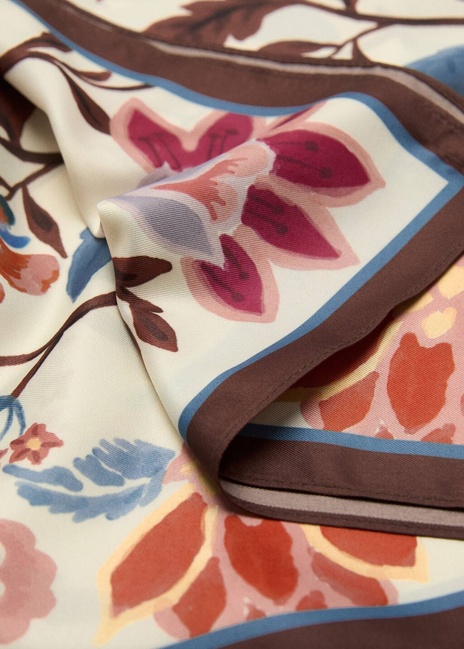 Фото ракурс 3 - Женский коричневый шарф Mango артикул 17055986 32 1 season