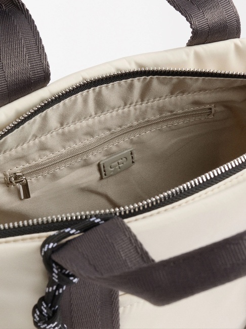 Фото ракурс 4 - Женская молочная сумка Parfois артикул 227775 _EC SS2025