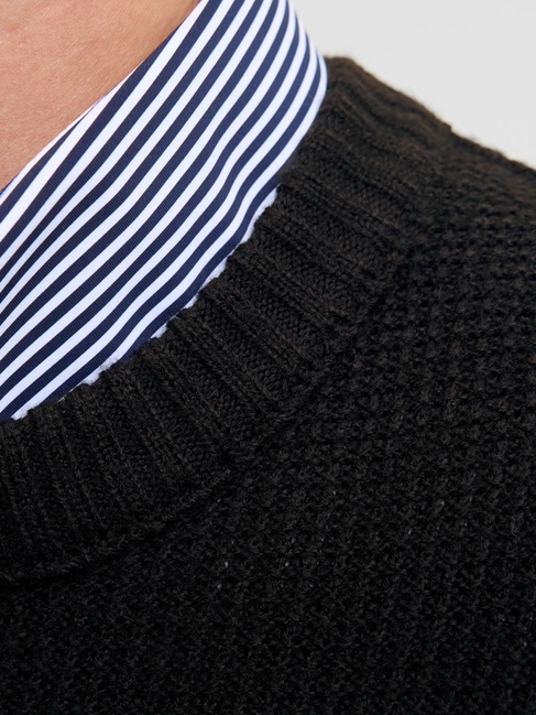 Фото ракурс 6 - Мужской черный джемпер Jack & Jones артикул 12279278 Black FW2025