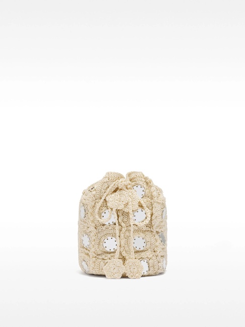 Женская молочная сумка Parfois артикул 234295 _EC FW2025 Фото ракурс 1 - Женская молочная сумка Parfois артикул 234295 _EC FW2025