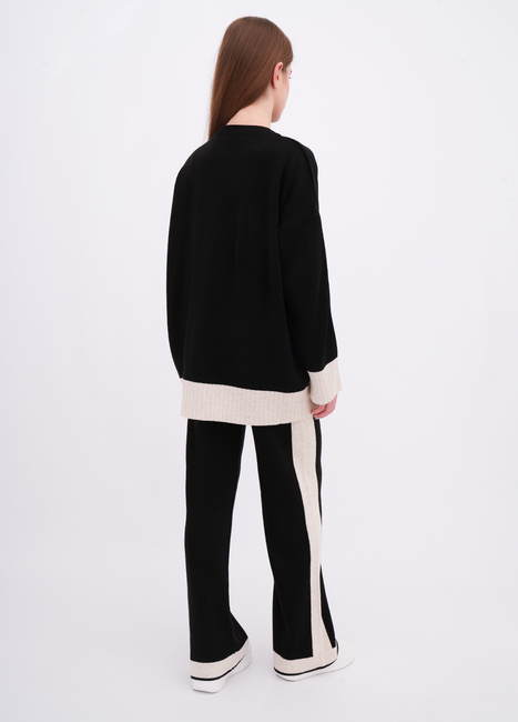 Фото ракурс 2 - Жіночі чорні штани EQUILIBRI артикул W391 039 200 Black FW2025