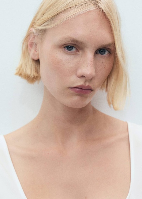 Фото ракурс 4 - Женское белое платье Mango артикул 87069208 01 8 season