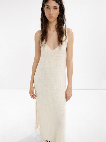 Фото ракурс 1 - Жіноча молочна сукня Parfois артикул 234739 _EC FW2025