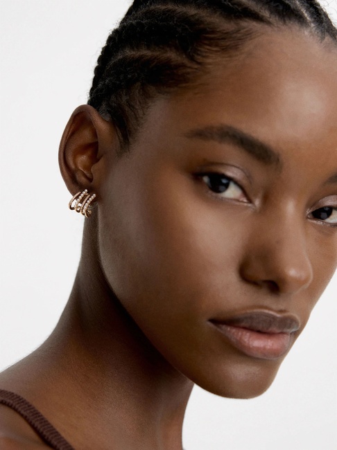 Фото ракурс 3 - Жіночі золоті сережки Parfois артикул 2131421 GDU FW2025