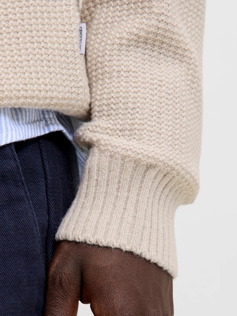 Фото ракурс 5 - Мужской бежевый джемпер Jack & Jones артикул 12279278 moonbeam FW2025