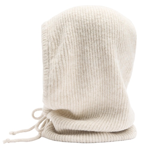 Фото ракурс 1 - Женская молочная шапка Parfois артикул 240634 _EC FW2025