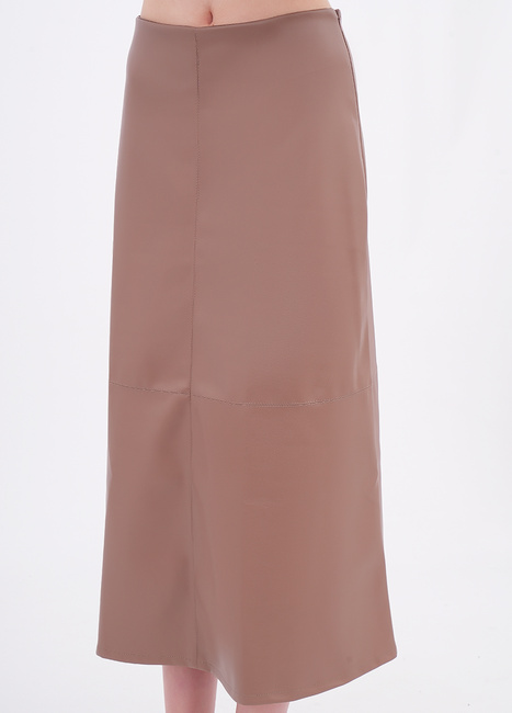 Фото ракурс 1 - Жіноча коричнева спiдниця EQUILIBRI артикул W462 041 000 Mocco FW2025