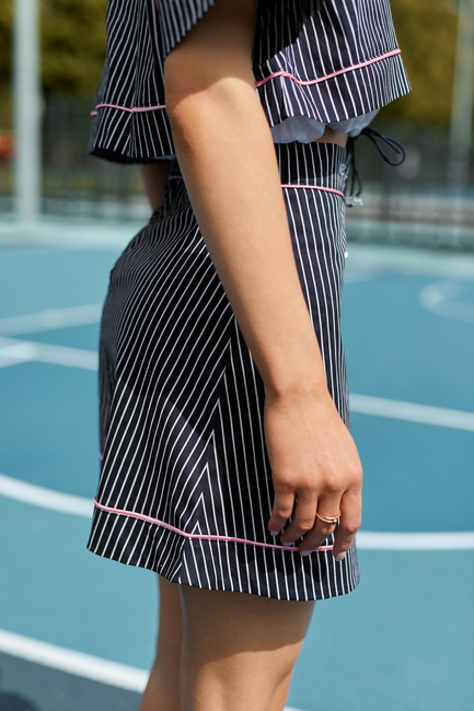 Женская синяя юбка EQUILIBRI артикул NW291001 200 NAVY BLUE SS2026 Фото ракурс 4 - Женская синяя юбка EQUILIBRI артикул NW291001 200 NAVY BLUE SS2026