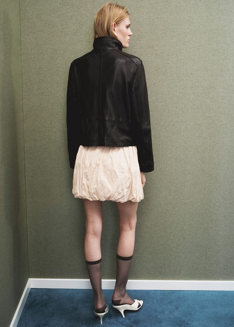 Женская коричневая куртка Mango артикул 17095786 30 1 season Фото ракурс 2 - Женская коричневая куртка Mango артикул 17095786 30 1 season