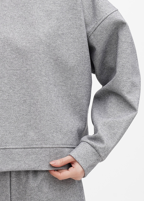 Фото ракурс 4 - Женский серый свитшот EQUILIBRI артикул EL K Sweat Grey FW2023