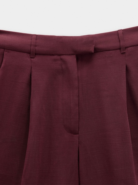 Жіночі бордові шорти Parfois артикул 234690 _BU FW2025 Фото ракурс 4 - Жіночі бордові шорти Parfois артикул 234690 _BU FW2025