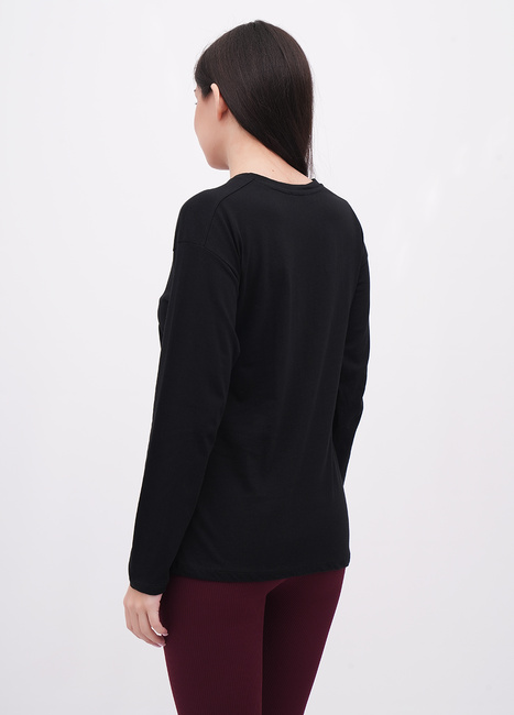 Фото ракурс 2 - Женский черный лонгслив EQUILIBRI артикул W215 020 000 Black FW2025