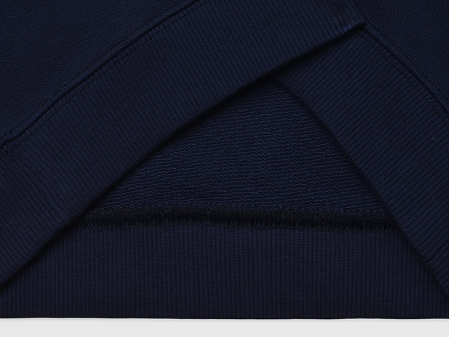 Фото ракурс 3 - Синий свитшот для мальчиков Benetton артикул 3J70G10HW.P 252 25P