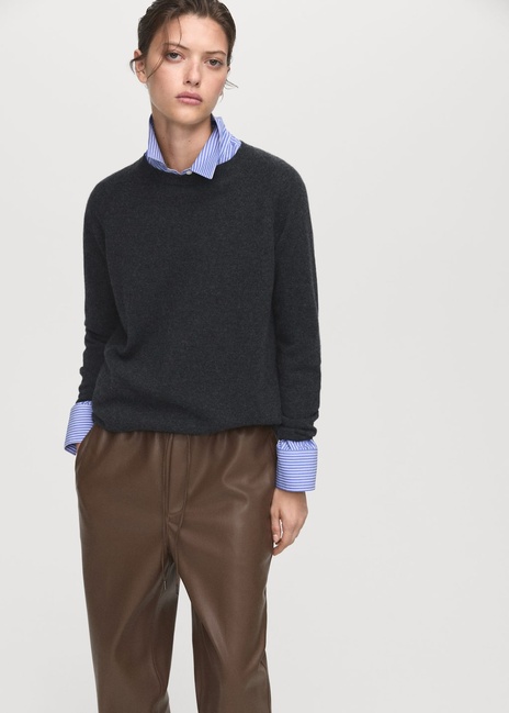 Жіночі сірі брюки Mango артикул 17075974 34 1 season Фото ракурс 4 - Жіночі сірі брюки Mango артикул 17075974 34 1 season