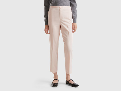 Фото ракурс 1 - Жіночі рожеві штани Benetton артикул 4OIGDF076 08Q 24A