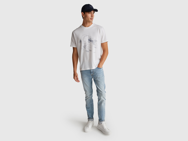 Фото ракурс 4 - Чоловіча біла футболка Benetton артикул 3I1XU1096 931 25A