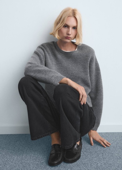 Жіночі чорні джинси Mango артикул 27011205 TN 2 season Фото ракурс 4 - Жіночі чорні джинси Mango артикул 27011205 TN 2 season