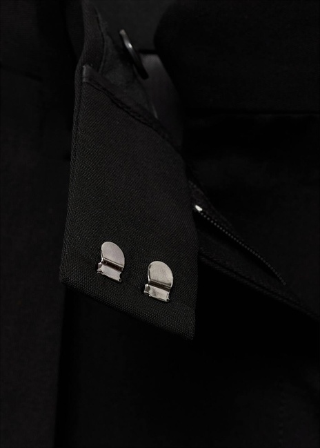 Жіночі чорні брюки Mango артикул 87077904 99 8 season Фото ракурс 5 - Жіночі чорні брюки Mango артикул 87077904 99 8 season