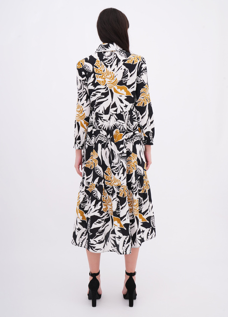 Женское черное платье EQUILIBRI артикул W452 087 000 Black FW2025 Фото ракурс 2 - Женское черное платье EQUILIBRI артикул W452 087 000 Black FW2025