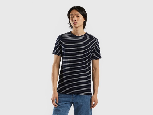 Фото ракурс 6 - Чоловіча синя футболка Benetton артикул 3NAEU105B 616 23E