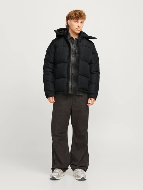 Фото ракурс 4 - Мужская чёрная куртка Jack & Jones  артикул 12260428 Black FW2024