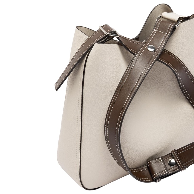 Фото ракурс 2 - Жіноча молочна сумка Parfois артикул 234819 _EC FW2025