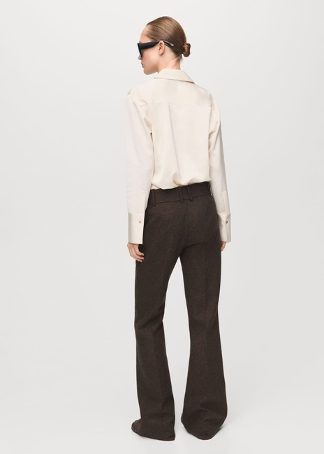 Женская молочная рубашка Mango артикул 27051274 05 2 season Фото ракурс 2 - Женская молочная рубашка Mango артикул 27051274 05 2 season