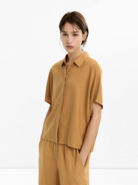 Жіноча жовта блузка Parfois артикул 232452 _MD FW2025 Фото ракурс 1 - Жіноча жовта блузка Parfois артикул 232452 _MD FW2025