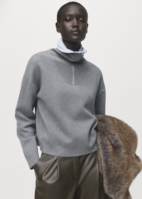 Фото ракурс 1 - Жіночий сірий джемпер Mango артикул 17007833 92 1 season