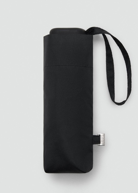 Жіноча чорна парасоля Mango артикул 27061169 99 2 season Фото ракурс 3 - Жіноча чорна парасоля Mango артикул 27061169 99 2 season