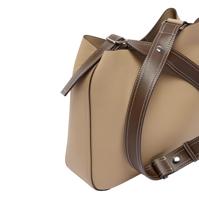 Фото ракурс 2 - Жіноча коричнева сумка Parfois артикул 234819 _CA FW2025