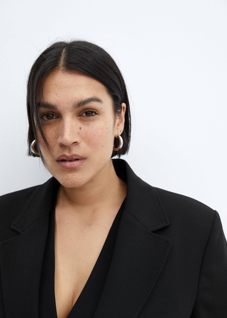 Фото ракурс 6 - Жіночий чорний пiджак Mango артикул 67041009 99 6 season