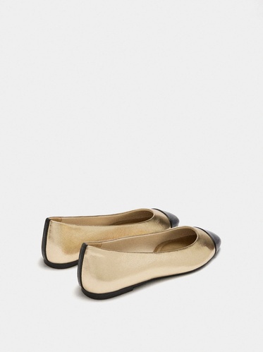 Фото ракурс 2 - Женские золотые туфли Parfois артикул 240309 _GD FW2025