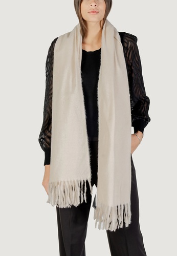 Фото ракурс 1 - Жіночий білий шарф Only артикул 15350198 CLOUD DANCER FW2025