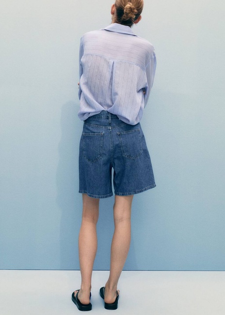 Женские синие шорты Mango артикул 87087708 TM 8 season Фото ракурс 2 - Женские синие шорты Mango артикул 87087708 TM 8 season