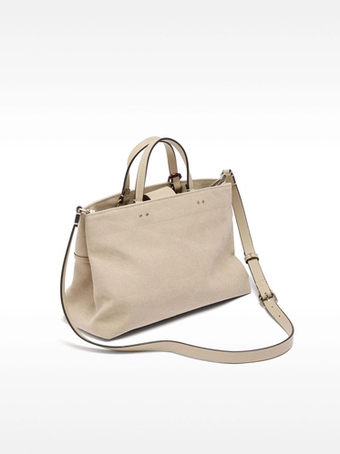 Фото ракурс 2 - Женская молочная сумка Parfois артикул 233998 _EC FW2025