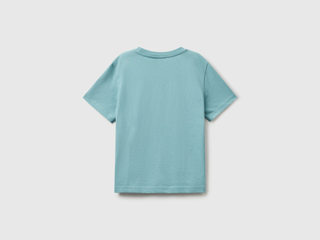 Фото ракурс 2 - Бірюзова футболка для хлопчиків Benetton артикул 3X1SG10JW.P 33K 25A