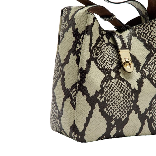 Фото ракурс 2 - Жіноча молочна сумка Parfois артикул 241312 _EC FW2025