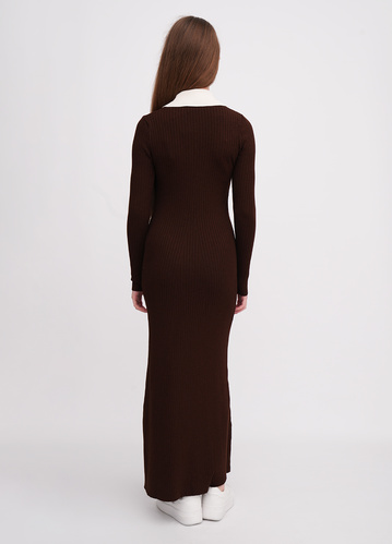 Фото ракурс 2 - Жіноча коричнева сукня EQUILIBRI артикул W352 033 000 Brown FW2025