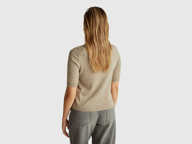 Фото ракурс 2 - Женская коричневая футболка Benetton артикул 102HD203X 81F 25A