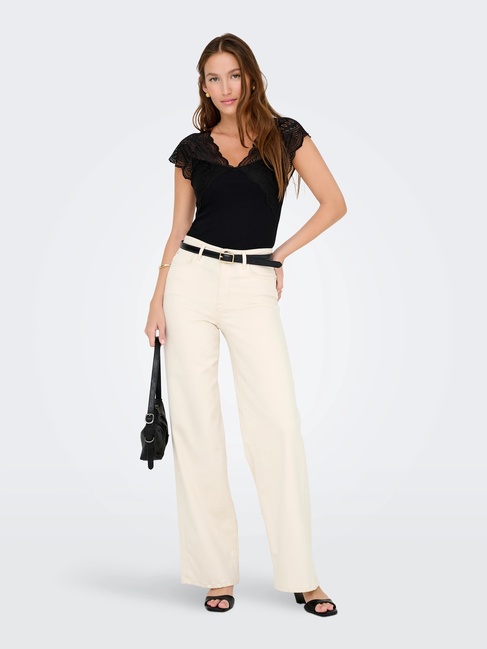 Жіноча чорна блузка Only артикул 15354361 Black FW2025 Фото ракурс 6 - Жіноча чорна блузка Only артикул 15354361 Black FW2025