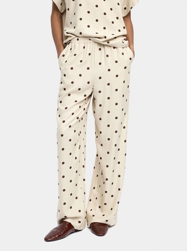 Фото ракурс 1 - Жіночі молочні штани Parfois артикул 240783 _BM FW2025