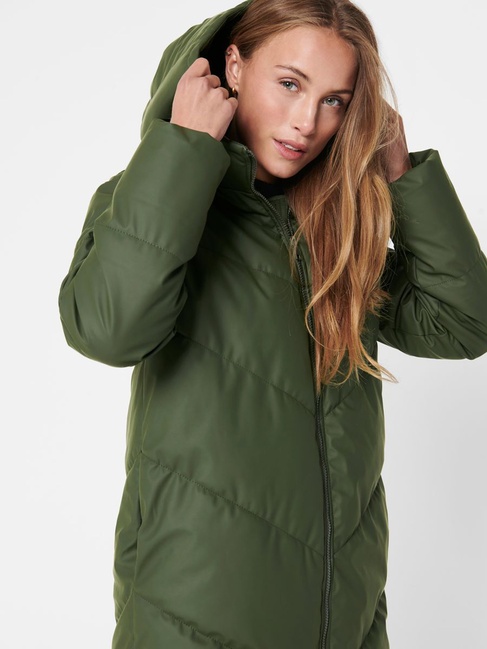 Жіноче зеленe пальто Only артикул 15217556 forest night FW2025 Фото ракурс 4 - Жіноче зеленe пальто Only артикул 15217556 forest night FW2025