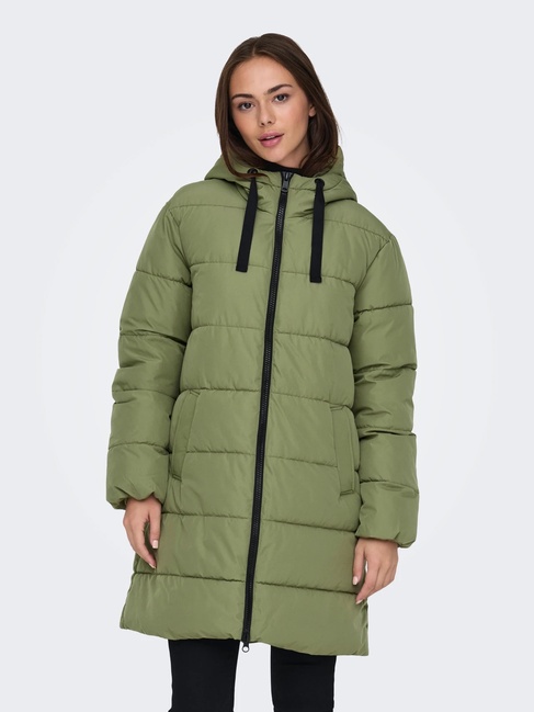 Фото ракурс 1 - Женская зелёная куртка Only  артикул 15323232 Loden Green FW2024