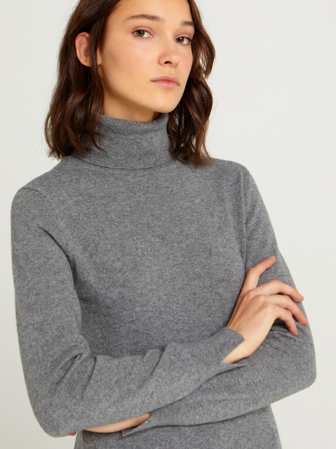 Фото ракурс 4 - Жіноча сіра водолазка Sisley артикул 102HM2174 507 25A