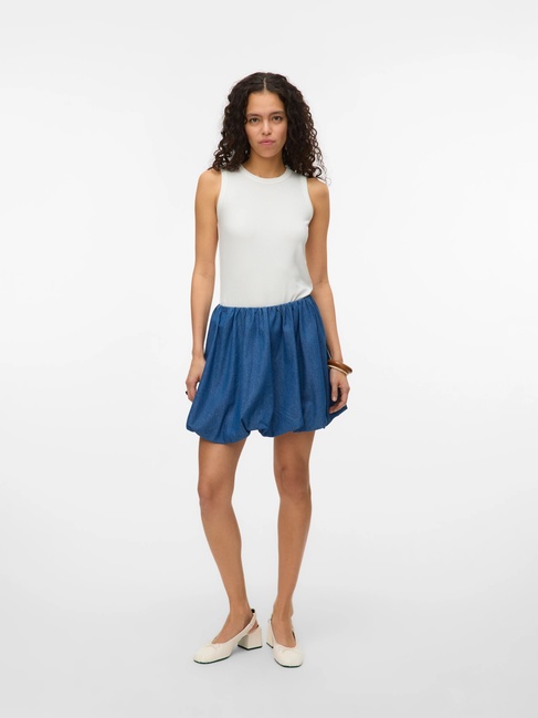 Фото ракурс 5 - Женская синяя юбка Vero Moda артикул 10334201 Medium Blue Denim SS2025