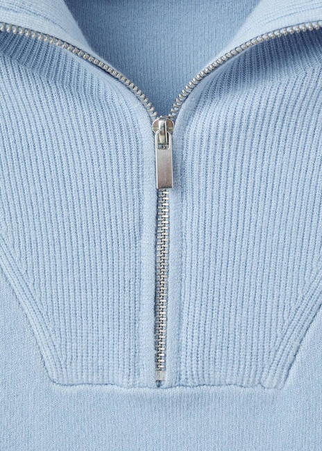 Жіночий блакитний джемпер Mango артикул 17007833 50 1 season Фото ракурс 5 - Жіночий блакитний джемпер Mango артикул 17007833 50 1 season