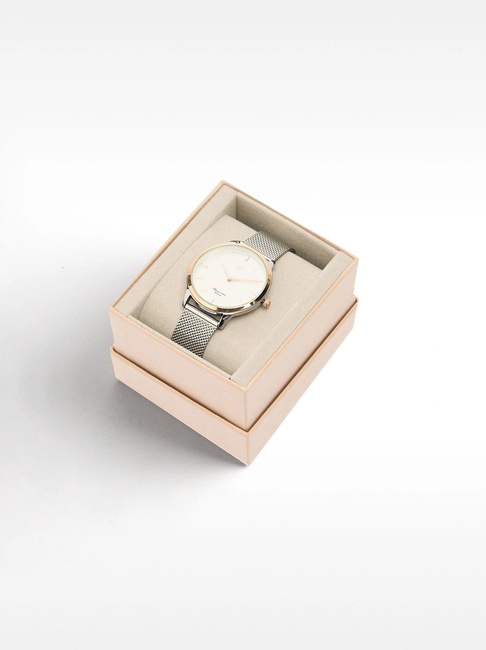 Фото ракурс 4 - Жіночий срібний годинник Parfois артикул 231630 _MM SS2025