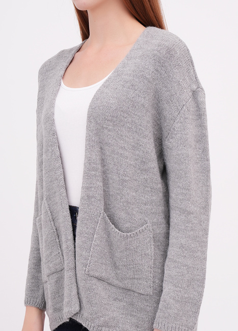 Фото ракурс 3 - Женский серый кардиган EQUILIBRI артикул W343 010 000 Grey FW2025